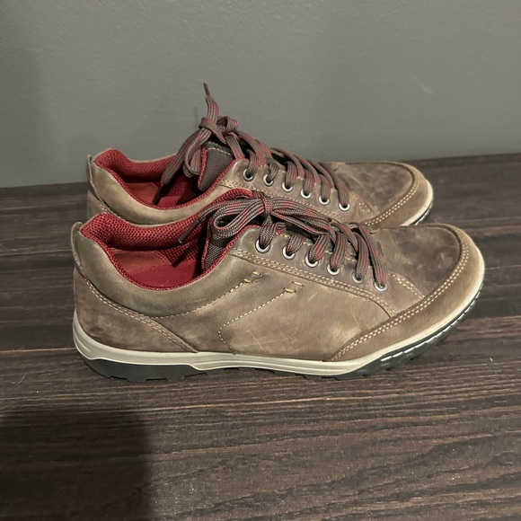 Ecco Men’s receptor technology brown suede casual shoe - Picture 3 of 6